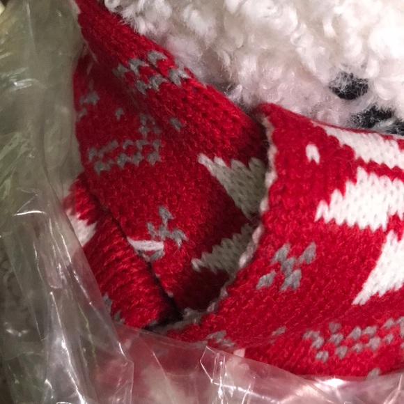 Pottery Barn Whimsical and Cute Archie The Snowman Shaped Fuzzy Cozy Pillow ☃️❄️ - Picture 15 of 16